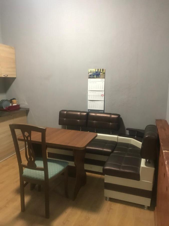 Ararat-Podol Hostel Киев Экстерьер фото