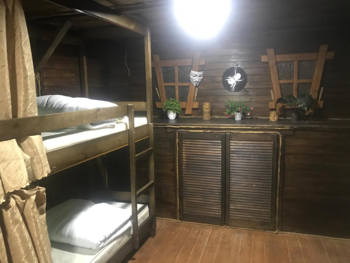 Ararat-Podol Hostel Киев Экстерьер фото