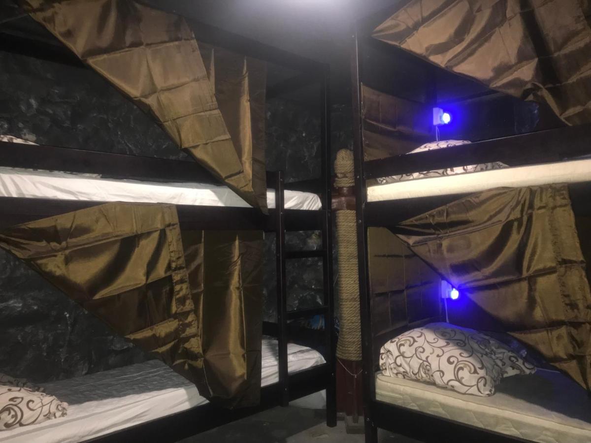 Ararat-Podol Hostel Киев Экстерьер фото